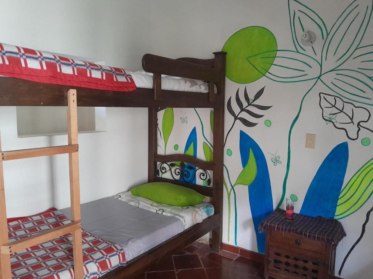 Alegria Hostel บียาเดเลย์บา ภายนอก รูปภาพ