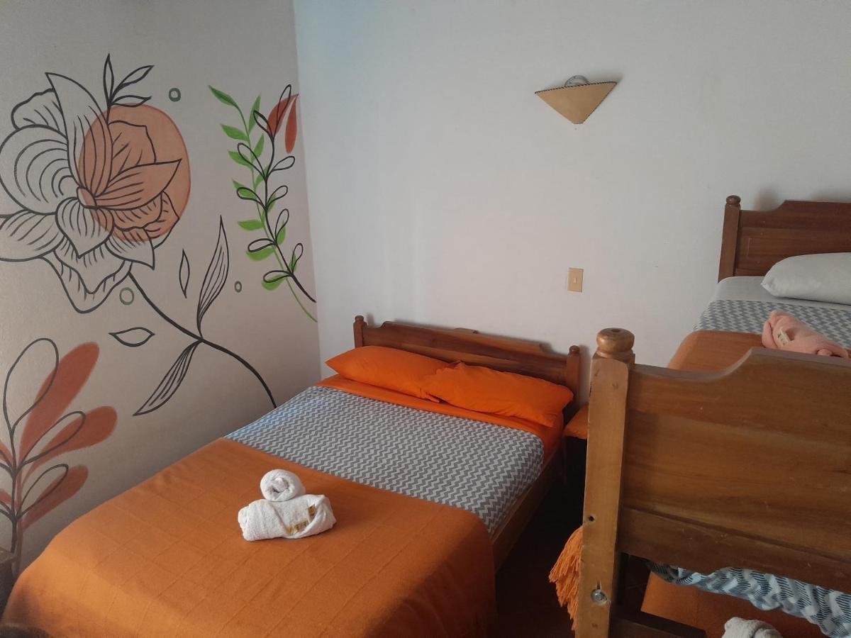 Alegria Hostel บียาเดเลย์บา ภายนอก รูปภาพ