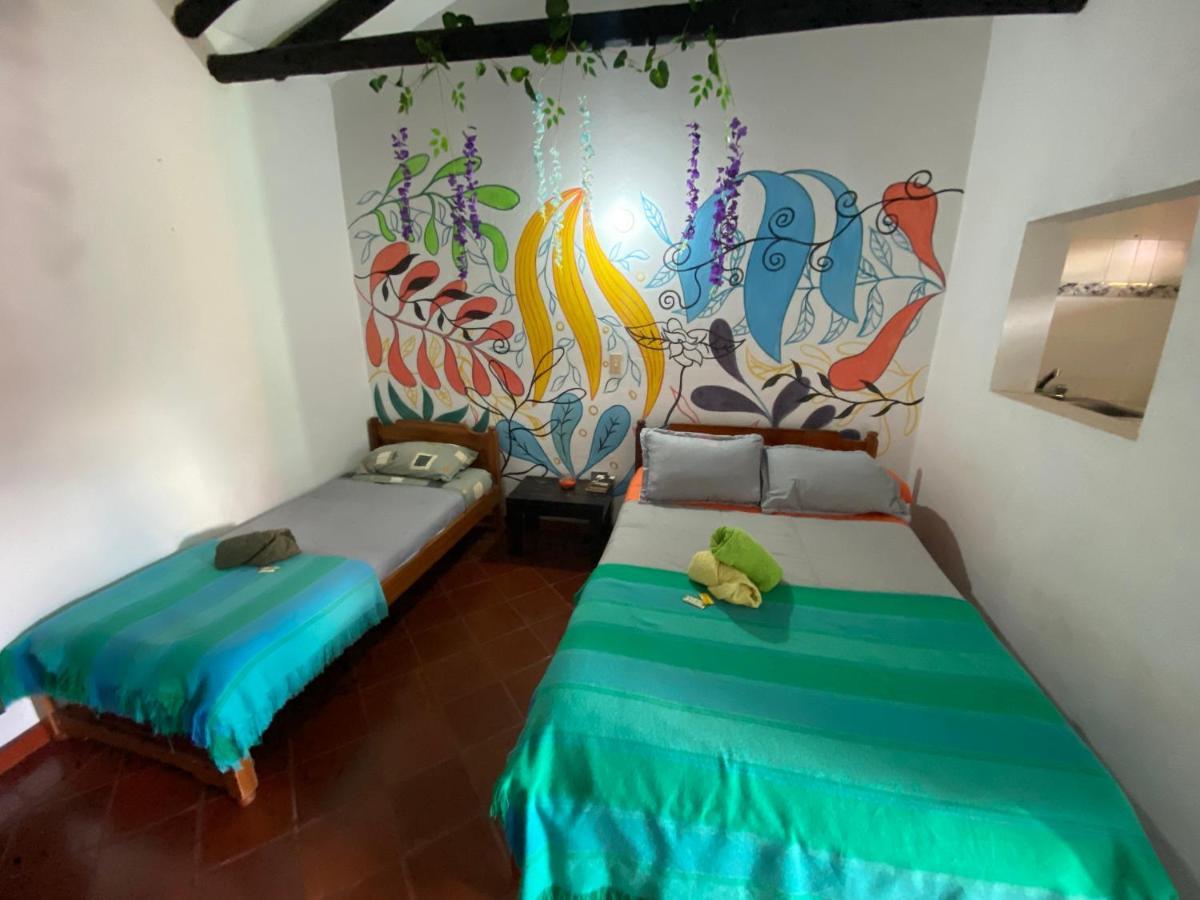 Alegria Hostel บียาเดเลย์บา ภายนอก รูปภาพ