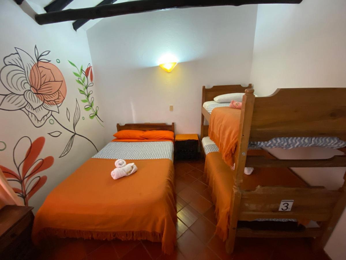 Alegria Hostel บียาเดเลย์บา ภายนอก รูปภาพ
