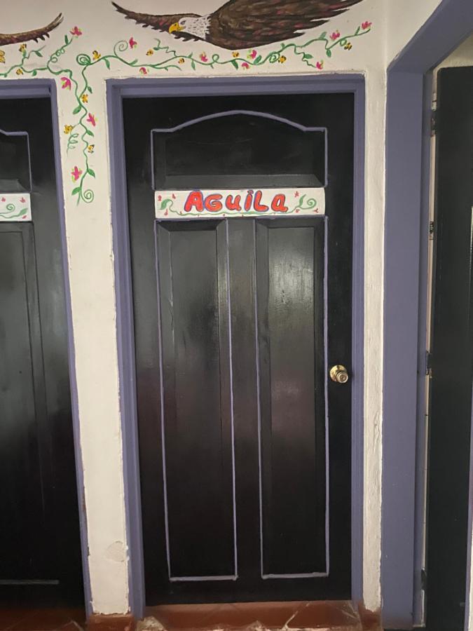 Alegria Hostel บียาเดเลย์บา ภายนอก รูปภาพ