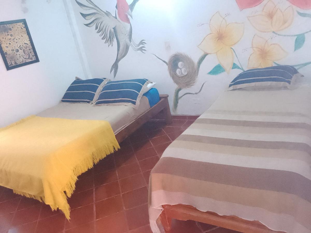 Alegria Hostel บียาเดเลย์บา ภายนอก รูปภาพ