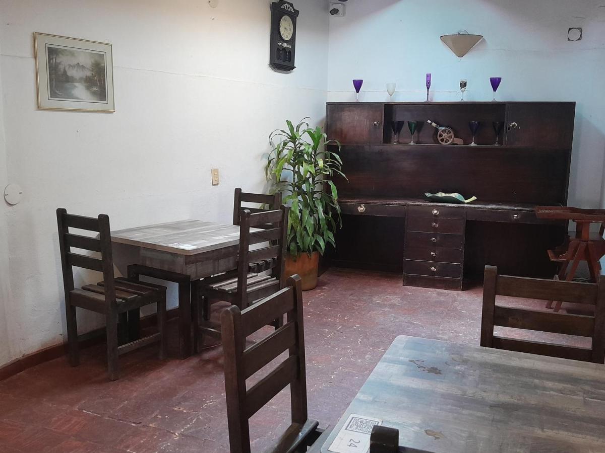 Alegria Hostel บียาเดเลย์บา ภายนอก รูปภาพ